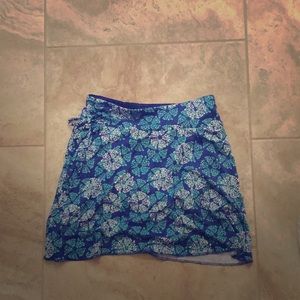 Girls tennis skirt.